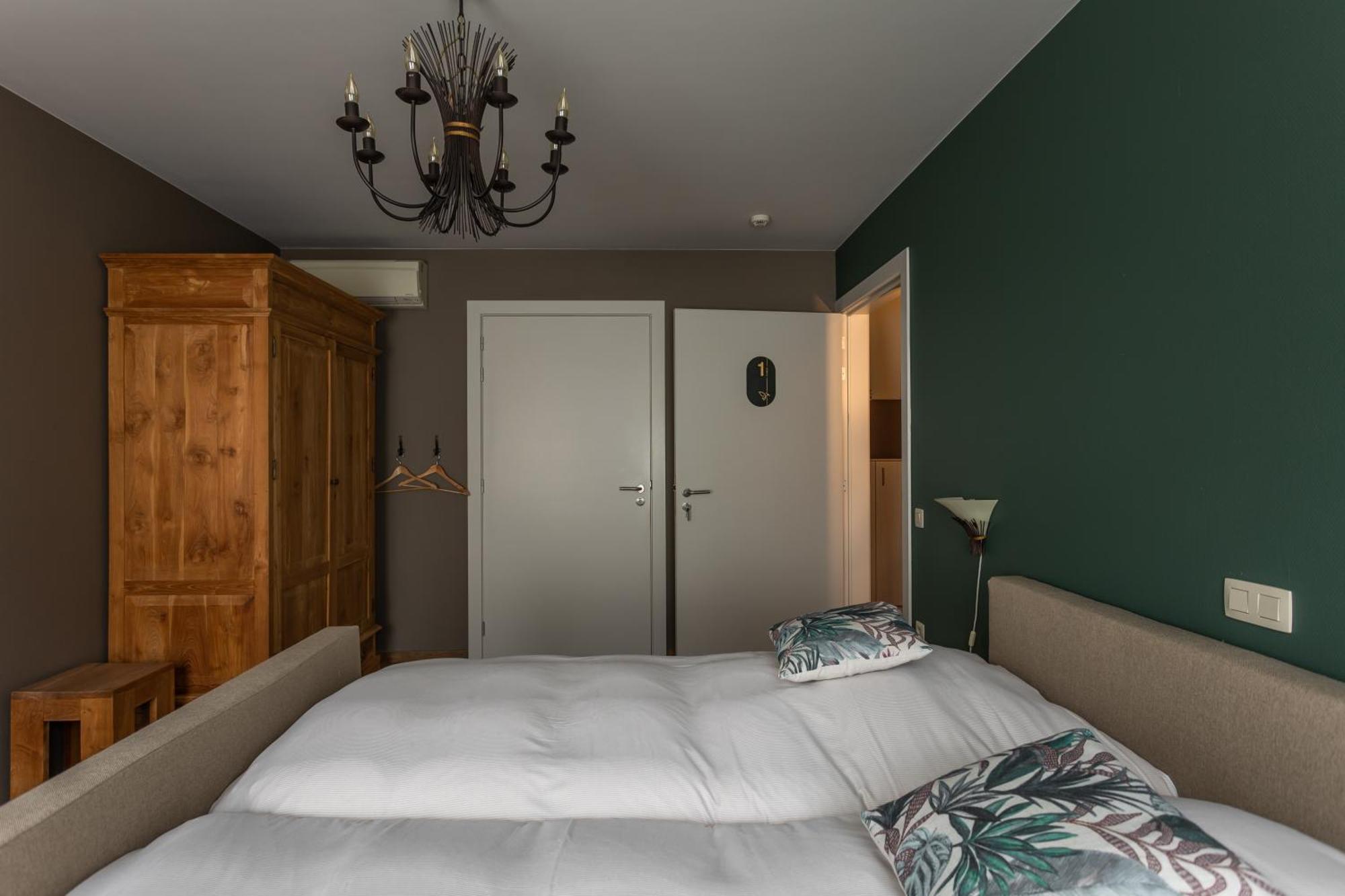 B&B De Floreffe Pelt Экстерьер фото